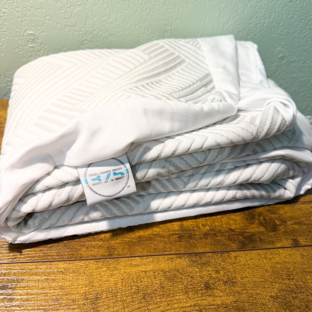 37.5 Tech Twin Mattress Cover Dust Protection White Deep Height (cover only)